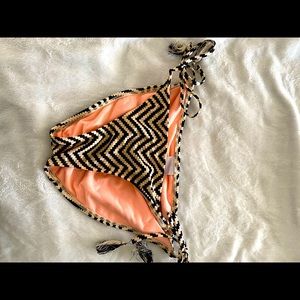 Xhiliration swim bottoms